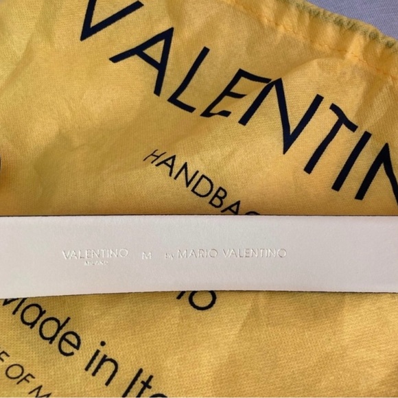 Valentino cream leather belt - Picture 6 of 6